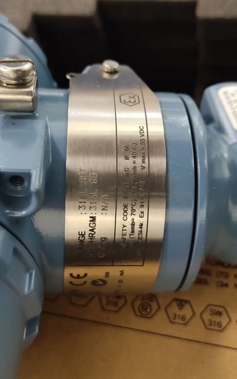 ROSEMOUNT PRESSURE TRANSMITTER -- 3051TG3 SERIES